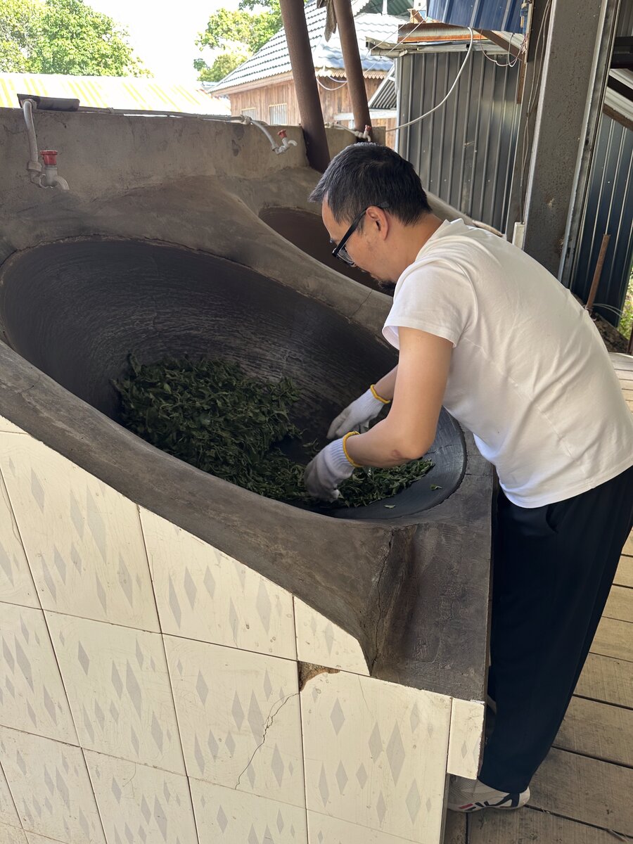 贺开初制所手工杀青